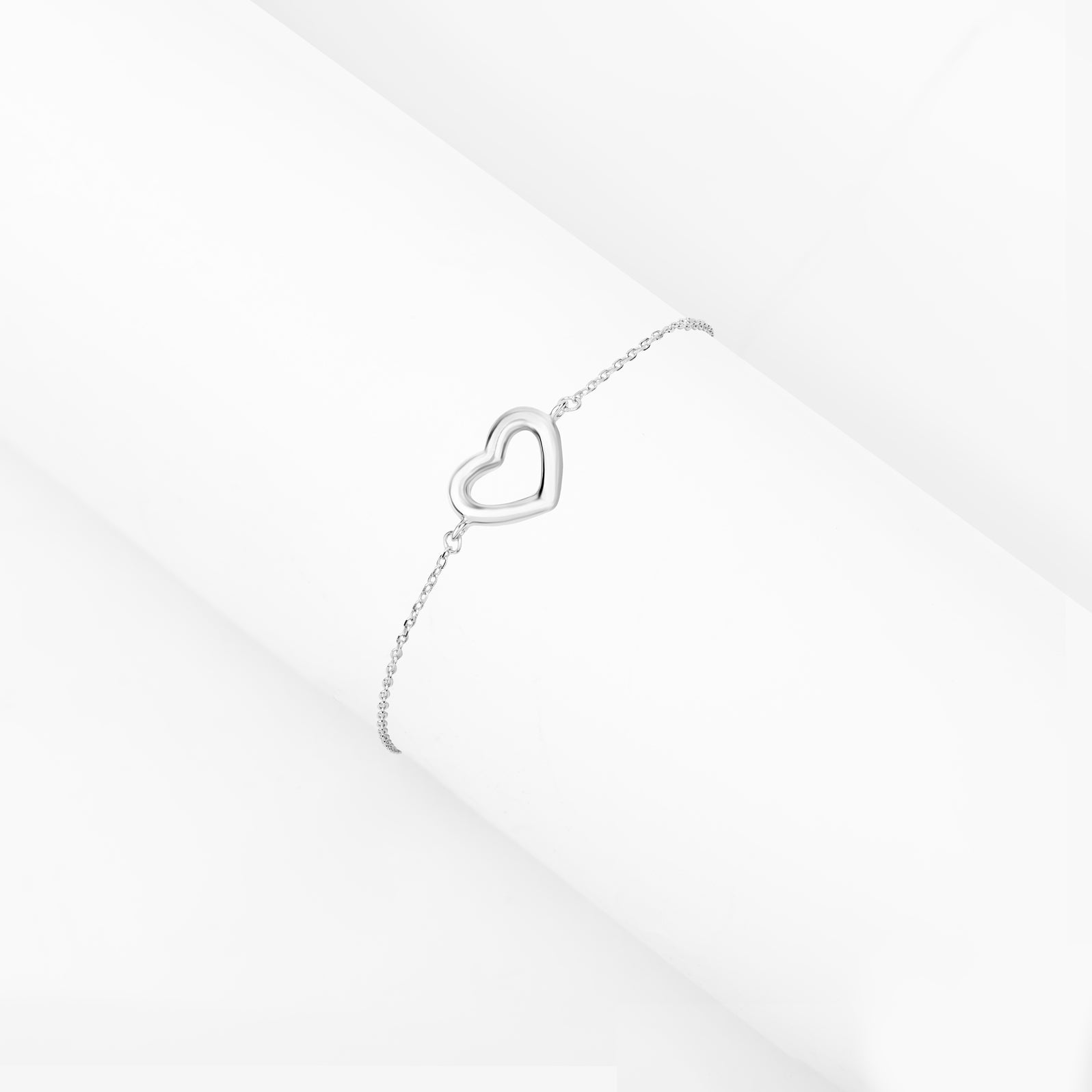 Minimalist Heart Bracelet